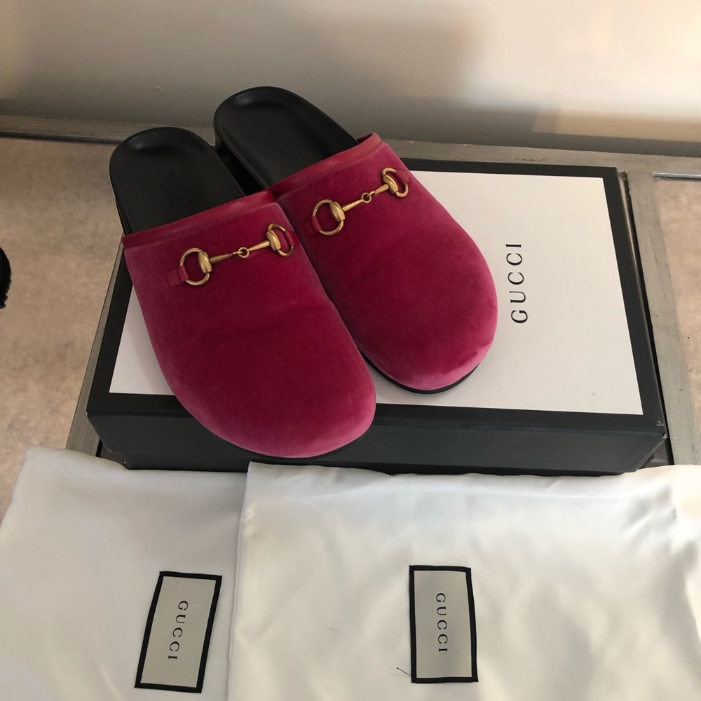 Gucci River Horsebit Velvet Mules / Slides